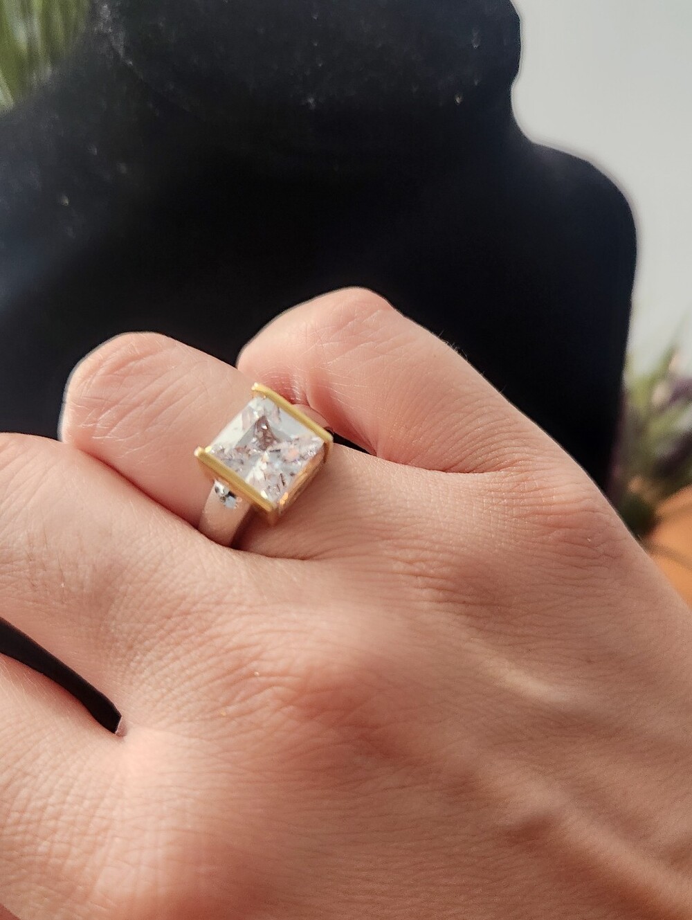 Park Lane Two Tone Ring Sz 8